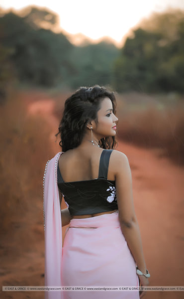 Rani 5 Second Sari: Effortless Elegance in Just Seconds – holiCHIC